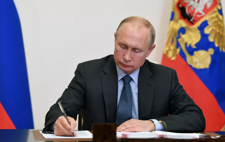 Пока вы не уснули: отказ Байдена посещать Украину и массовые разводы в РФ