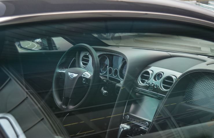 Комфорт и безопасность на дороге: атермальная тонировка автомобиля