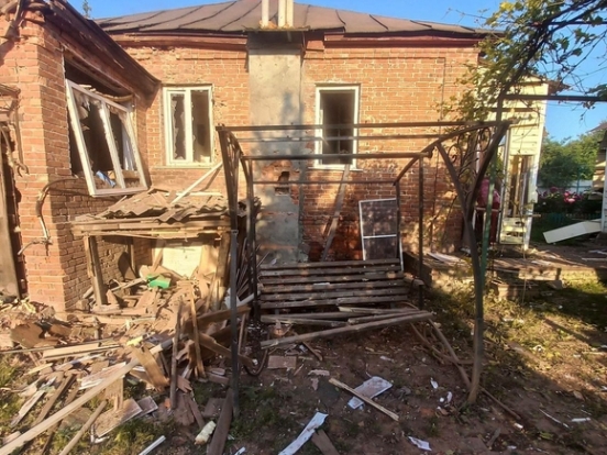 Гладков: На Белгородскую область сбросили взрывные устройства