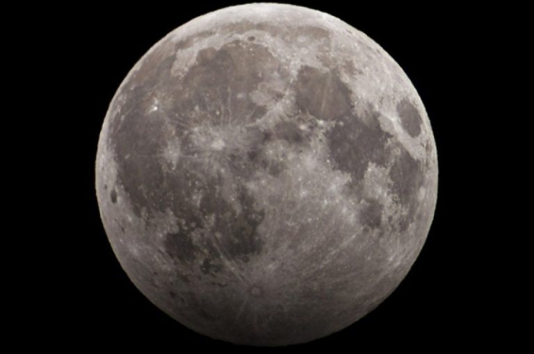 КНР планирует высадить своих космонавтов на Луну до 2030 года