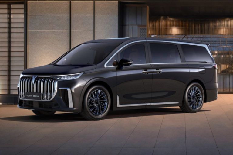 Voyah Dream предложен в четырехместной VIP-версии