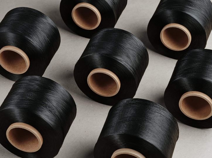 Многожильная нить из полипропилена: плюсы и области использования.