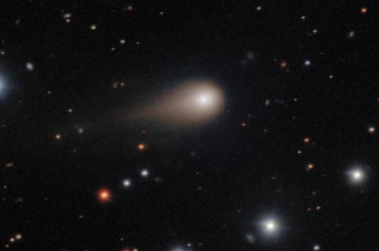 «Он настроен дружелюбно». Объект, похожий на НЛО, преподносит новые загадки