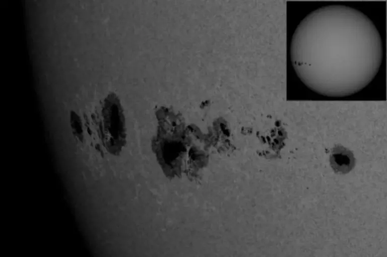 Учёные допустили супервспышку из-за крупнейших пятен на Солнце